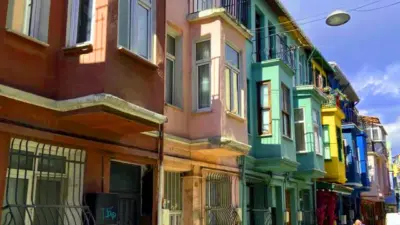 bow windows aggettanti prospetto facciata colorati