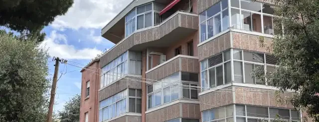 facciata edificio verande