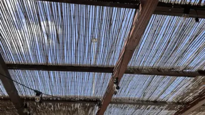 gazebo coperto da cannicciato