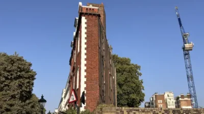 edificio angolare Londra