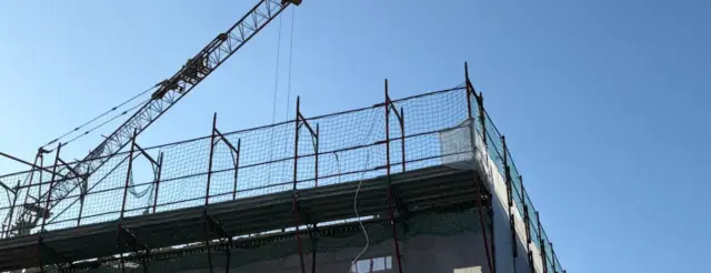 gru cantiere ponteggi