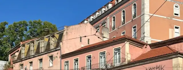 edifici civili strada urbana