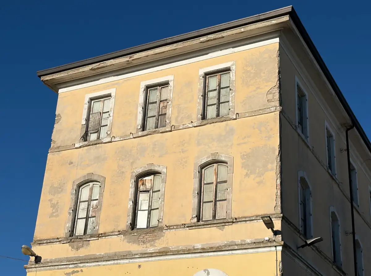 Locazioni brevi, la Consulta boccia l’obbligo regionale di cambio d’uso generalizzato (C.C. 164/2026)